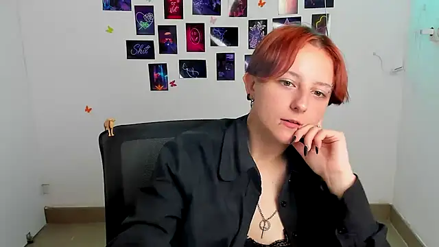 Dilara_Kiss_ live