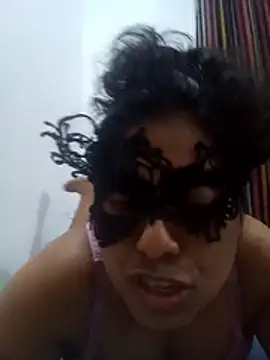 Expose_Queen live