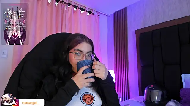 Molly_A live