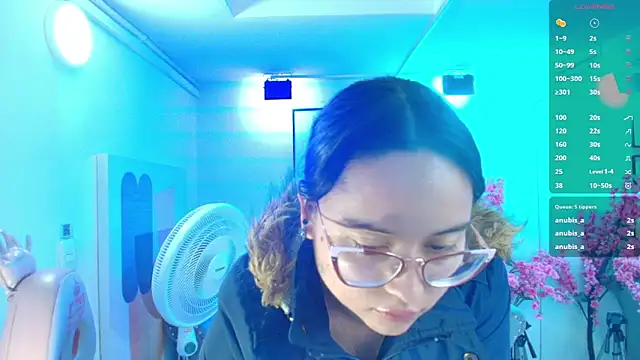Shady_bug live
