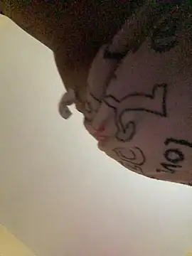 im_Emily_LS live