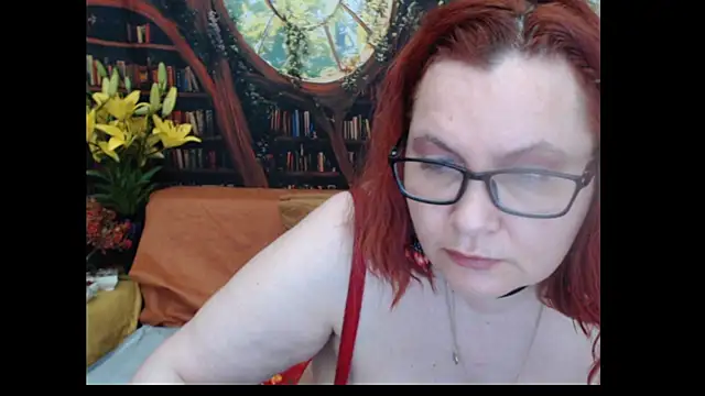 PlayfullMature live