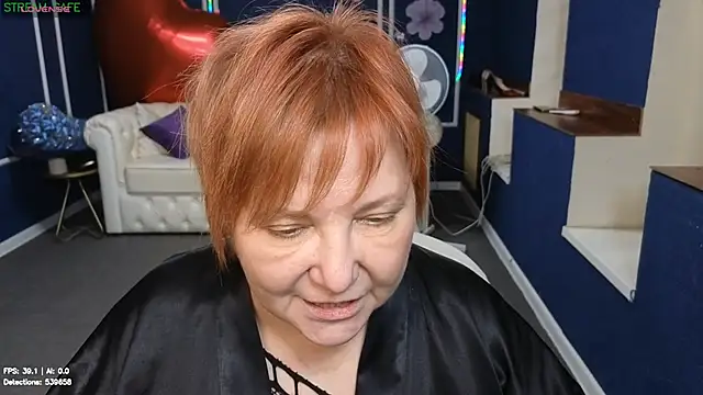 Kira_Kenett live