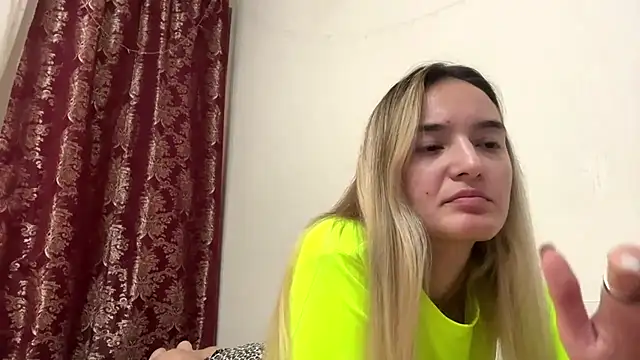 ReathaKiss live
