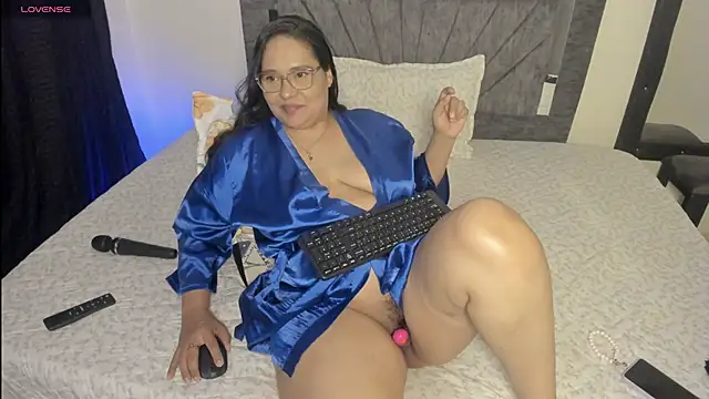 Laurasofia01 live