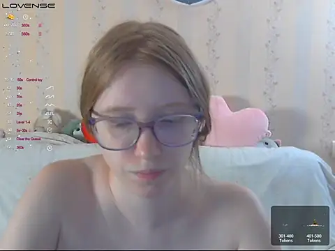 LustfulSarah live