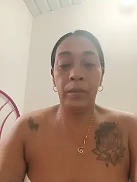 candelahot10 live