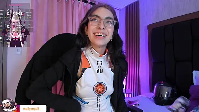 Molly_A live