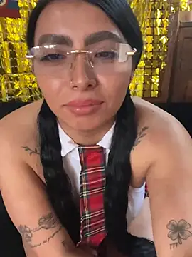 Nina_vell live