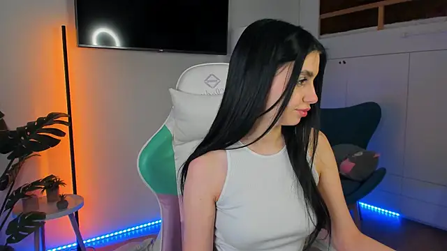 Dina___Fox live