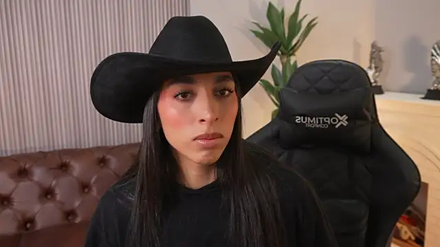 KAYLA_BATISTA live