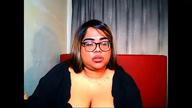 Indian_Lola00 live