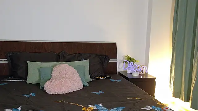 Sofimoon26 live