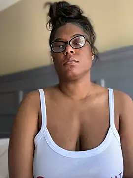 CandyLuxxxx live