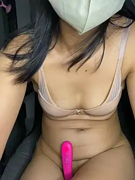 -Lilyn- live
