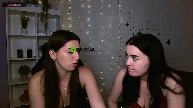 amalialowell live