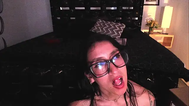 ZarayFeet live