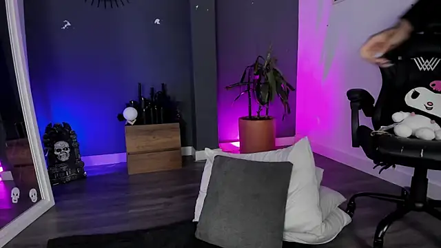 Raven_Witch_ live