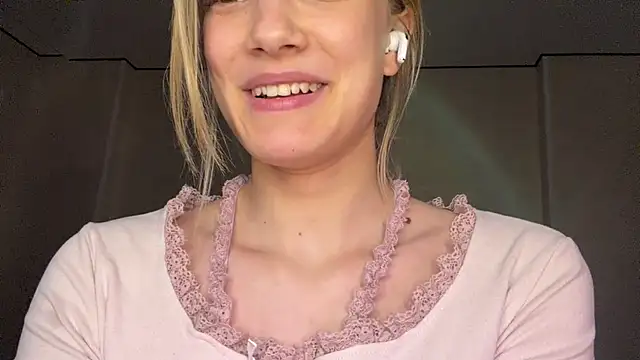 Carolini_i live