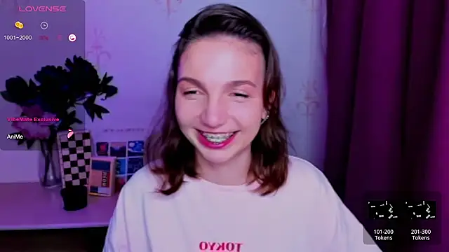 KindHazelHere_ live