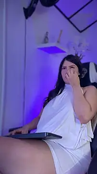 isis_cute_ live