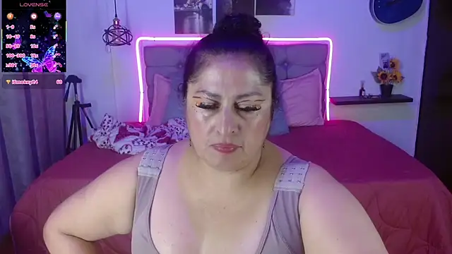 Keyla01_ live