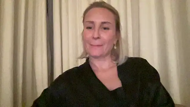 Delissaxx live
