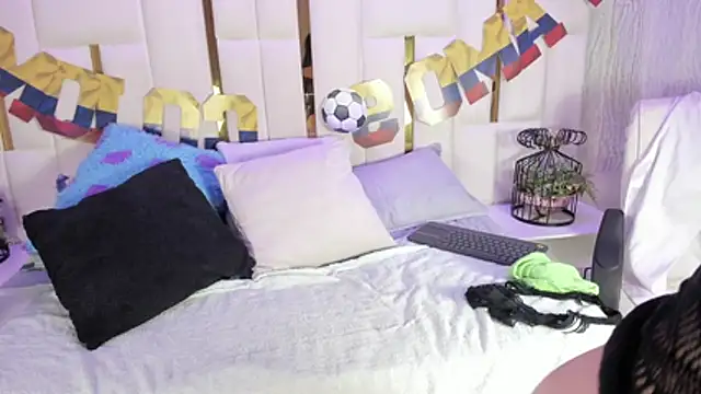naughtymilfx_ live