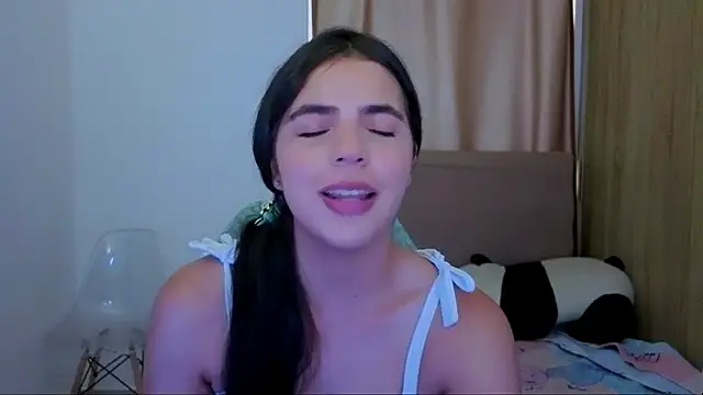 _elenna live