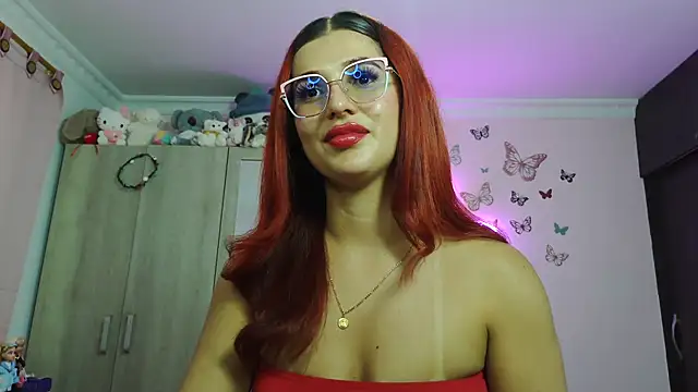 caroline_jonson live