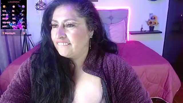 Keyla01_ live