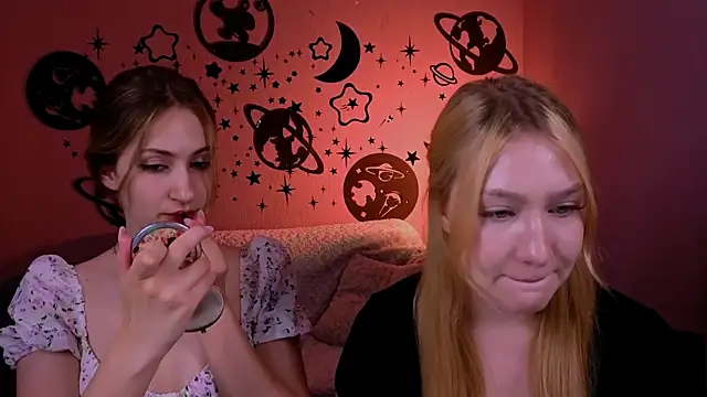 playful_sophie live