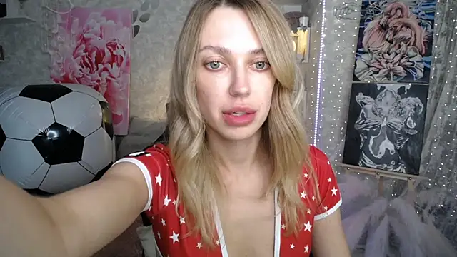 NickyAdamidi live