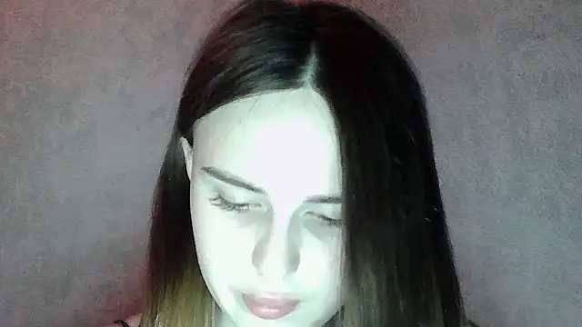 SweetLoraa live