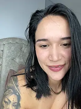 DaniRivers_ live