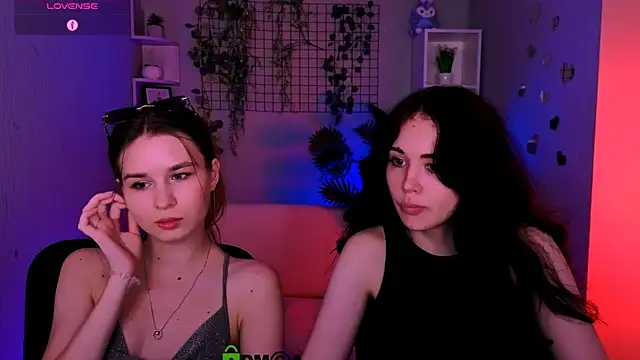 riley_sanders live