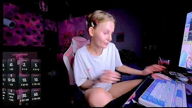 Lunaacyy live