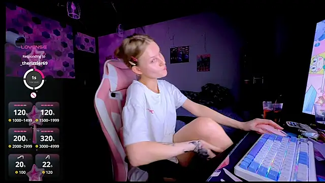 Lunaacyy live