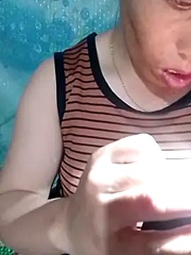 Gummiesu live