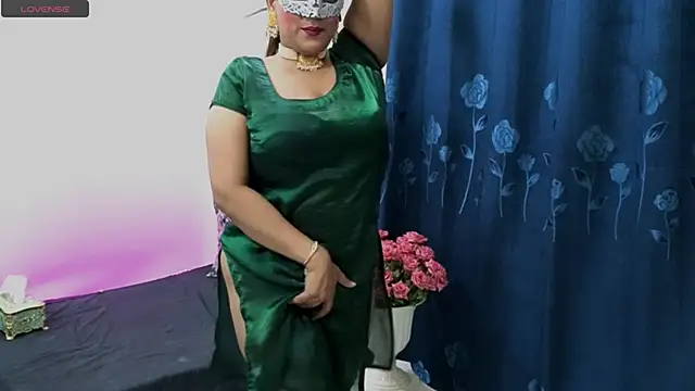 Kaira-Olivia live