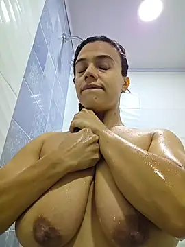 Lana_Torres live
