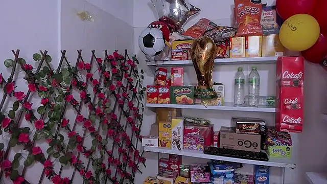 kitty__pinnk live