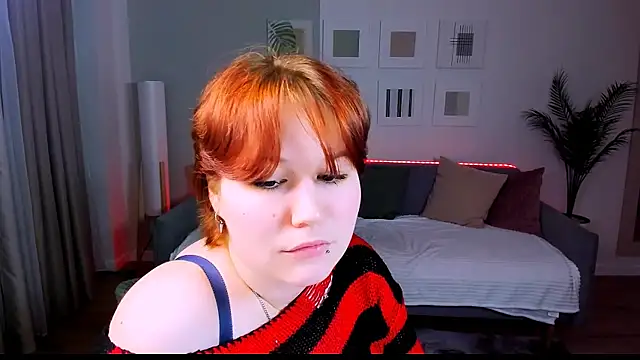MiaLacrice live