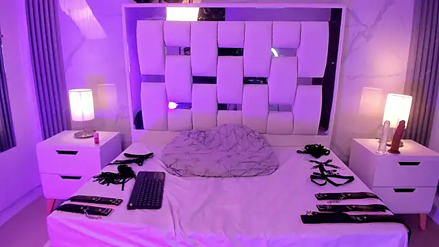 Lana_Hard_As live