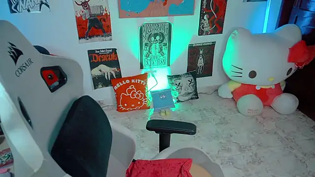 Deadly_Doll live