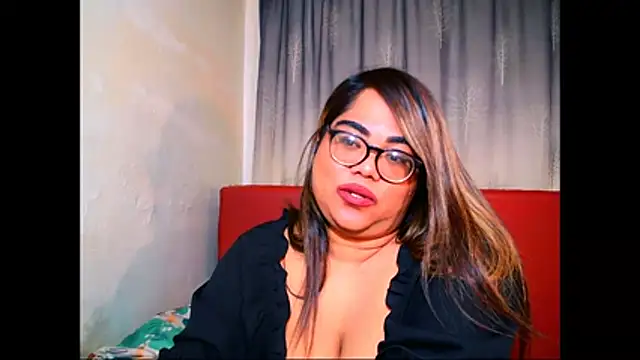 Indian_Lola00 live