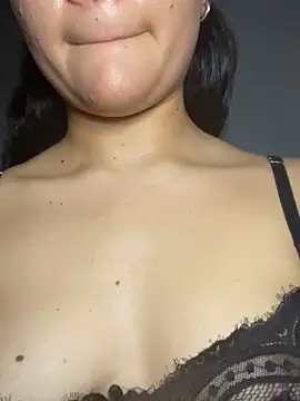 Just_valen live