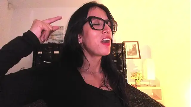 ZarayFeet live