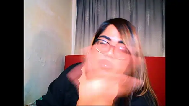 Indian_Lola00 live