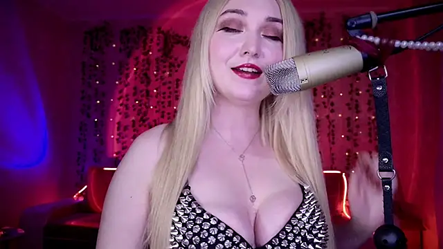 AllisonBlack_ live